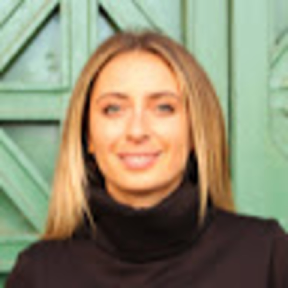 Meet your Posher, Nicole